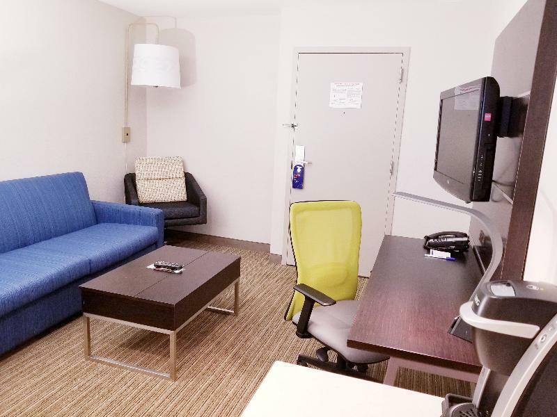 Holiday Inn Express Hotel & Suites Miami - Hialeah By Ihg Exterior photo